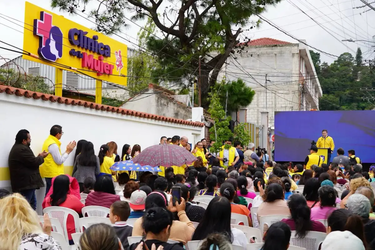 Clinica medica mujer santa Catarina Pinula, 