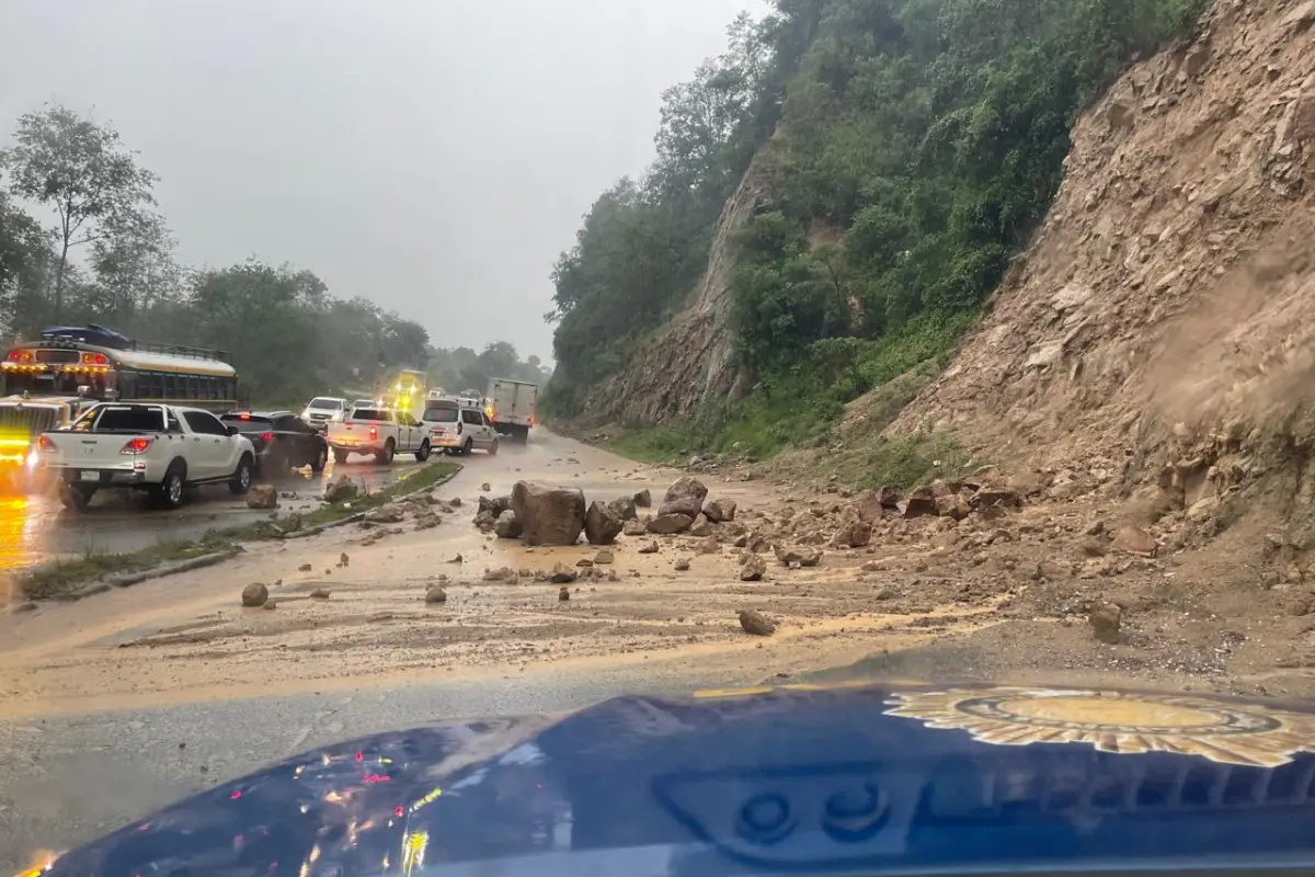 Derrumbe-en-Solola-entre-los-incidentes-por-lluvias-Foto-Conred.jpeg, 