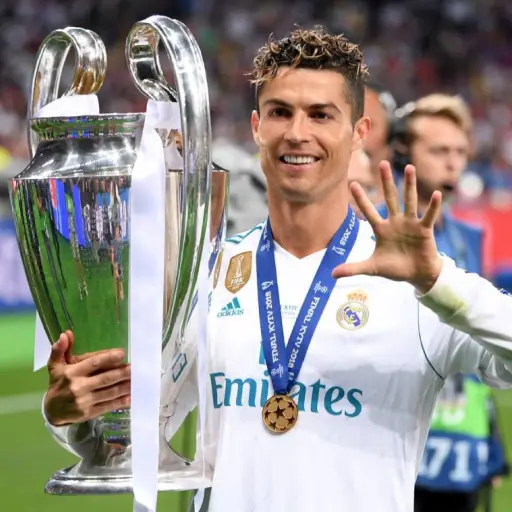 Cristiano Ronaldo, celebrando con su quinta 