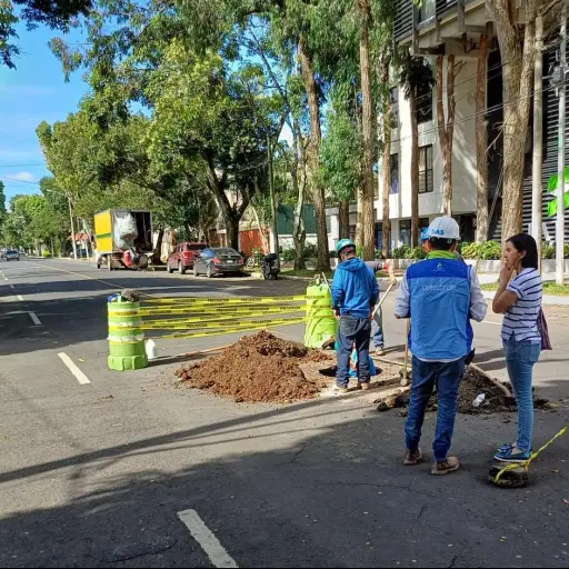 EMPAGUA-repara-el-hundimiento-de-la-zona-2-avenida-Independencia.jpeg ,