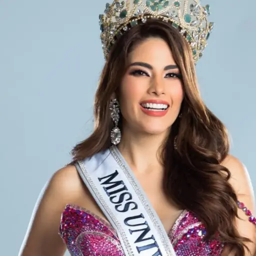 miss-universo-guatemala-andrea-radford-anuncia-embarazo ,