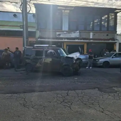 taxi-pirata-accidente-mixco ,