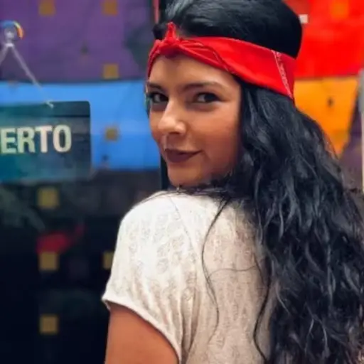 Laura Daniela Villamil ,