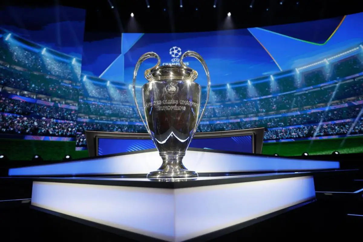 Trofeo de la UEFA Champions League - Archivo