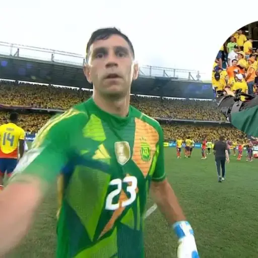 Camarógrafo agredido por 'Dibu' Martínez rompe el silencio ,