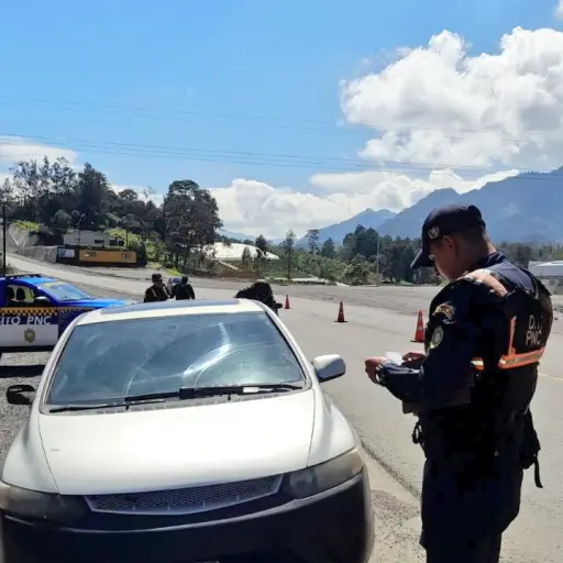 Los operativos se instalaron en Paticizía, Chimaltenango. Foto: PNC.