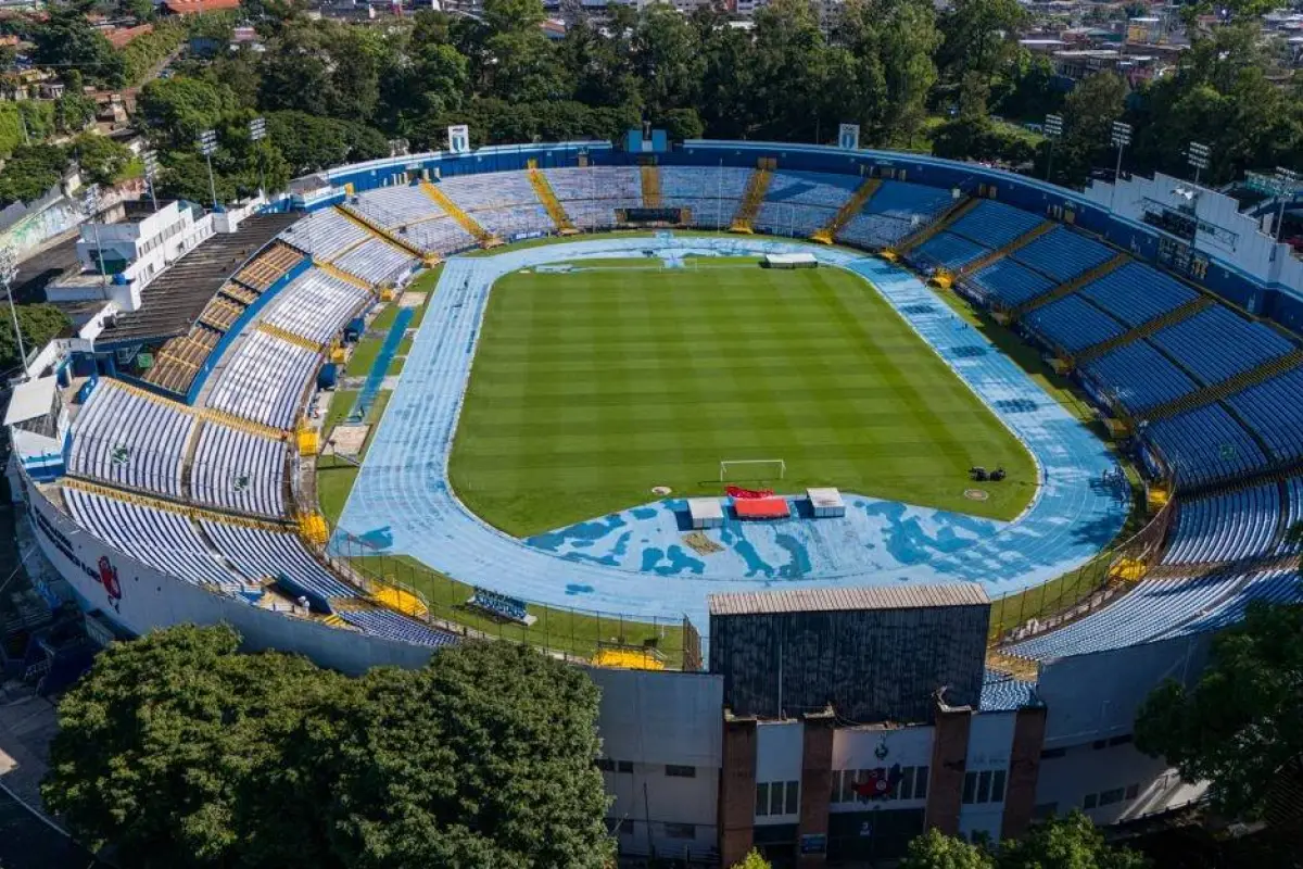 luis-fernando-tena-gramilla-estadio-nacional-doroteo-guamuch-flores-septiembre-2024.webp, 