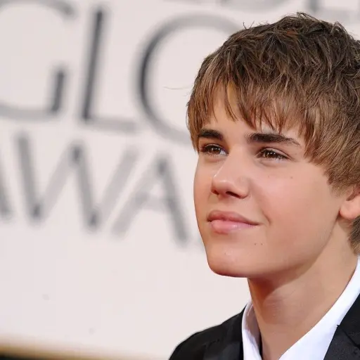 Justin Bieber ,