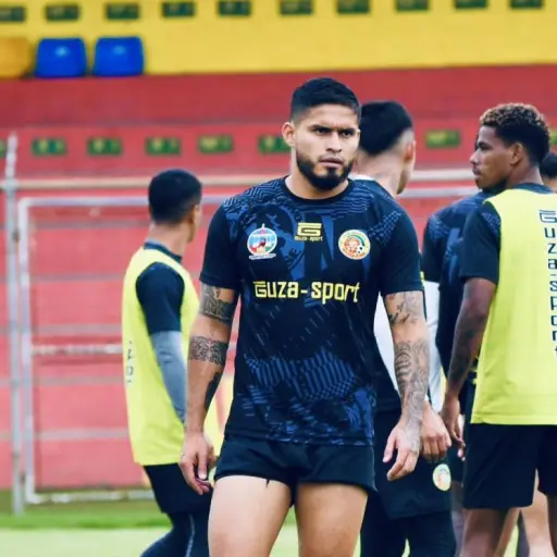 Foto: Facebook Carlos Estrada