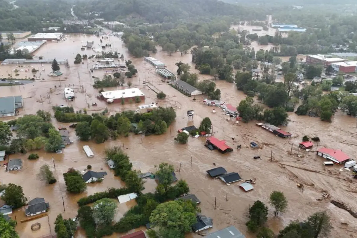 El Huracán Helene dejó fuertes inundaciones, heridos y muertos en Estados Unidos. Foto: EFE.