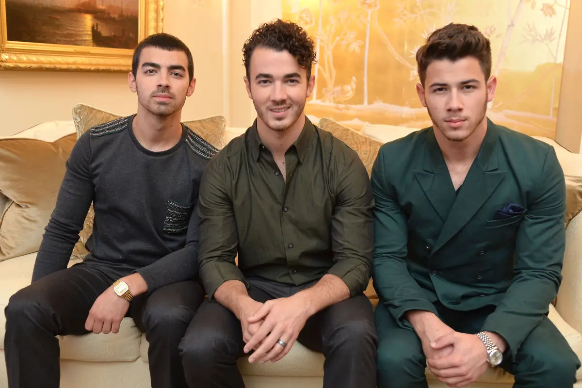 Jonas-Brothers-179591141.jpg, 