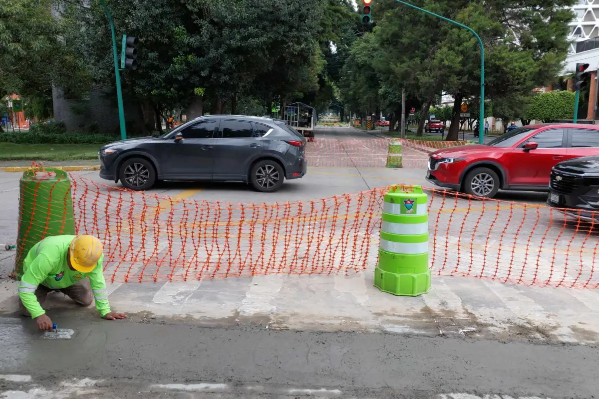 Semaforos-Inteligentes-obras-en-Avenida-Reforma.jpg, 