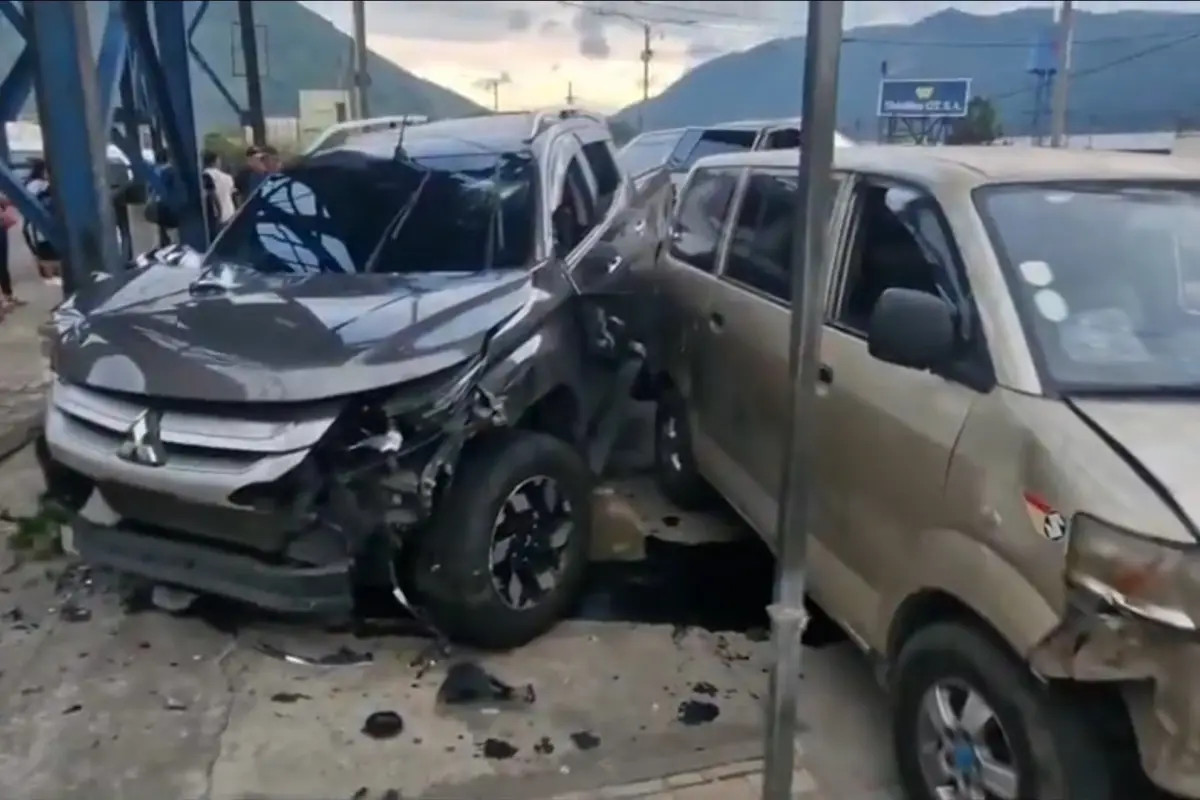 Cuerpos de socorro no reportaron personas heridas a causa de este percance. Captura de pantalla. 