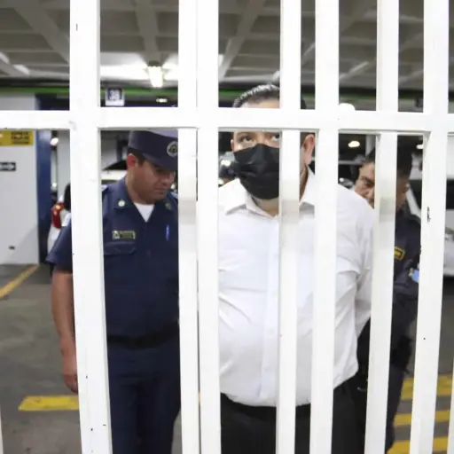 Ramiro Muñoz fue detenido en la sala de vistas de la Corte Suprema de Justicia. Foto: Alex Meoño/EU.