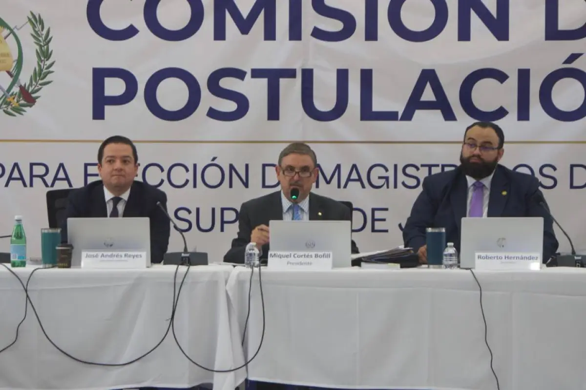 reunion-comision-postulacion-eleccion-magistrados-csj-emisoras-unidas3.webp, 