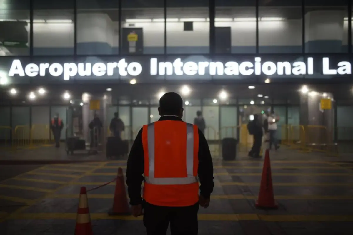 aeropuerto-la-aurora-emisoras-unidas.webp, 