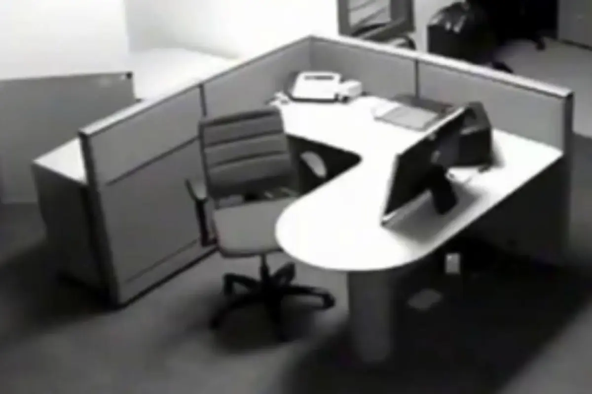 graban-actividad-paranormal-en-una-oficina, 