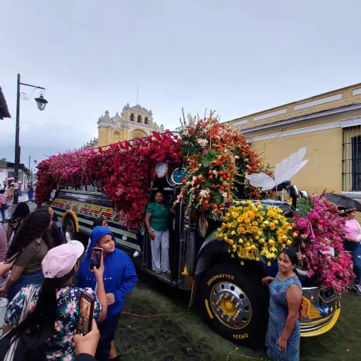 El Festival de las Flores 2024 arrancó el pasado sábado y finalizará este domingo 17 de noviembre de 2024. Foto: Álex Meoño. 