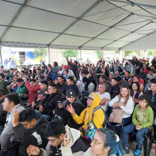 El evento de prevención tuvo una amplia convocatoria de pilotos de distintos tipos de vehículos. Foto: Álex Meoño.