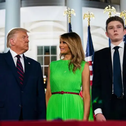 fotos-de-melania-barron-culpable-a-trump.webp ,