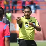 Walter López será el árbitro del Comunicaciones vs. Municipalt