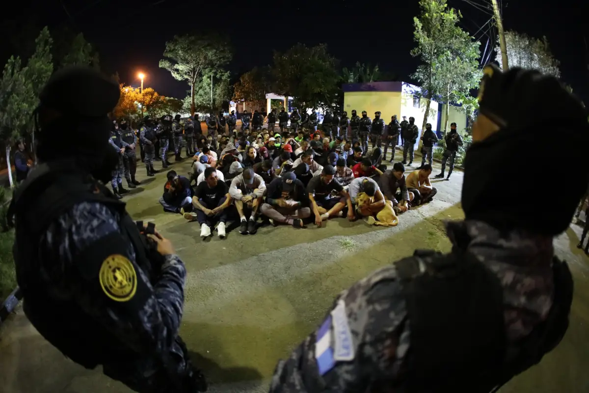 Los reclusos en el penal Renovación 1 usarán uniforme y estarán al resguardo de 120 agentes de Presidios. Foto: Gobierno. 