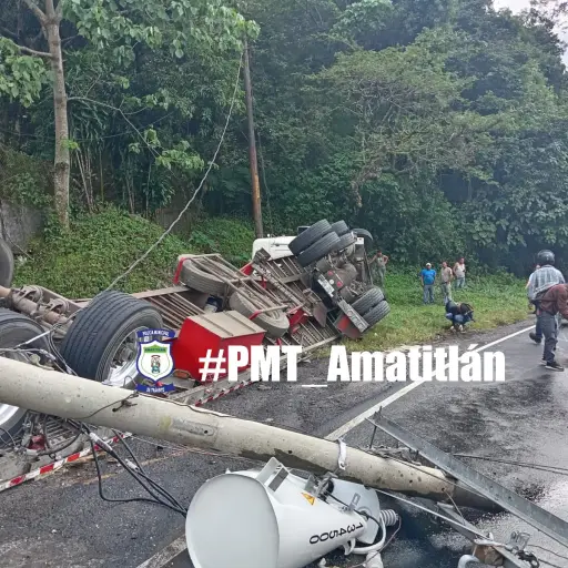 accidente-ruta-pacifico-emisoras-unidas ,