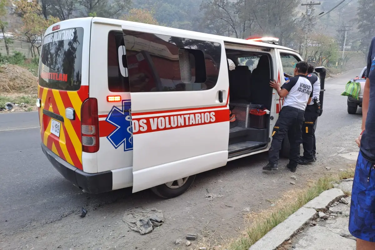 ambulancia-bomberos-voluntarios.jpg, 