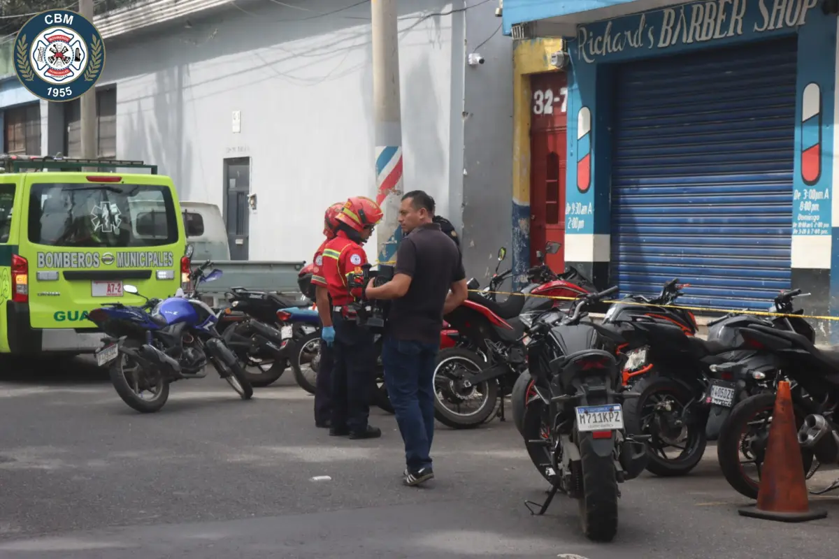 Las autoridades investigan la forma en que ocurrió el ataque armado, para dar con los responsables. Foto: Bomberos Voluntarios.