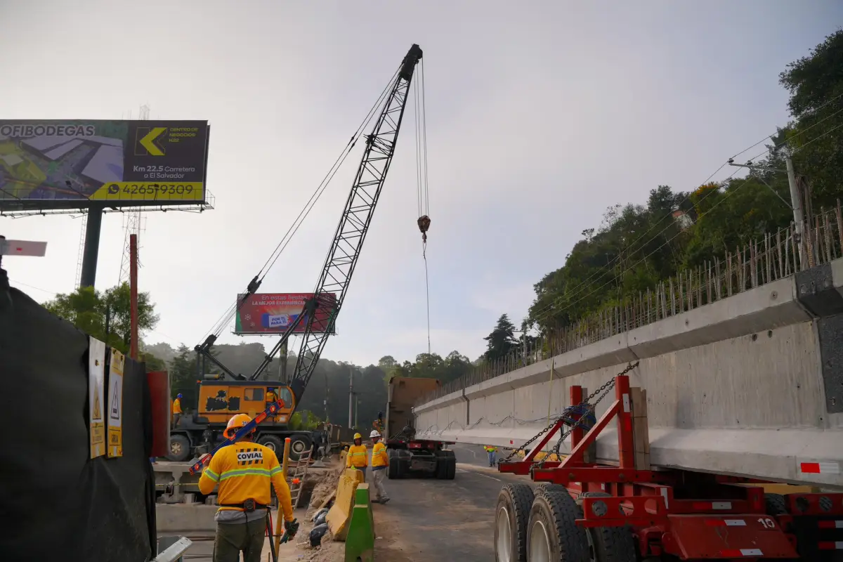 El CIV reportó que ya instaló cinco vigas en el área afectada. Foto: Covial. 