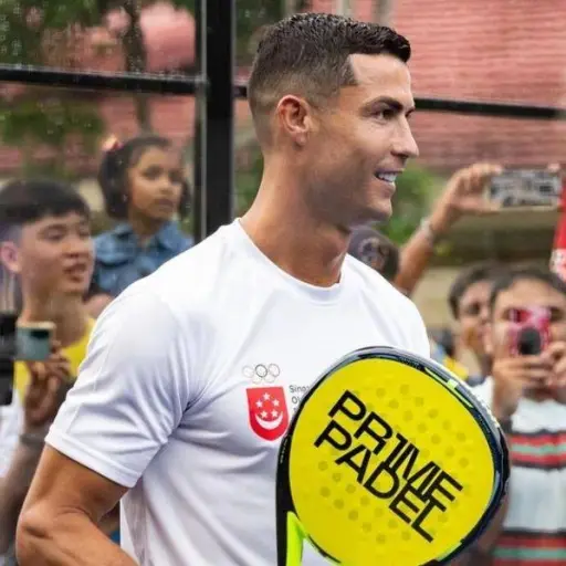 cristiano-ronaldo-acciones-en-centro-de-padel-de-lisboa-noviembre-2024 ,