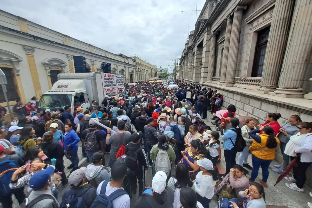 manifestacion-maestros-guatemala-emisoras-unidas71.jpg, 