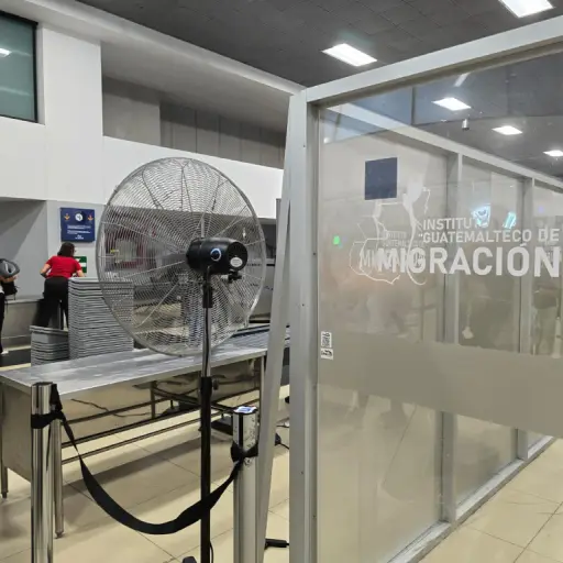 gradas-aeropuerto-la-aurora-guatemala-emisoras-unidas31-1.jpg ,