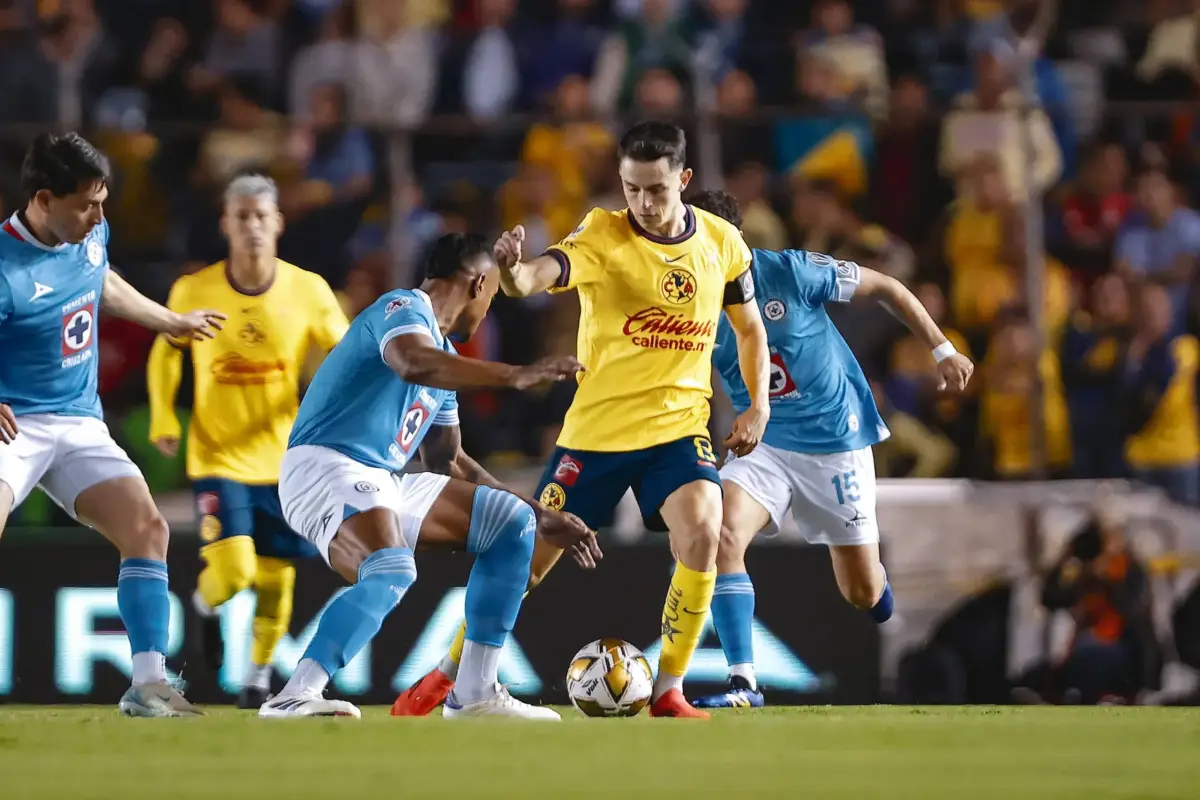 america-cruz-azul-semifinal-de-ida-futbol-mexicano-diciembre-2024-scaled-1.webp, 