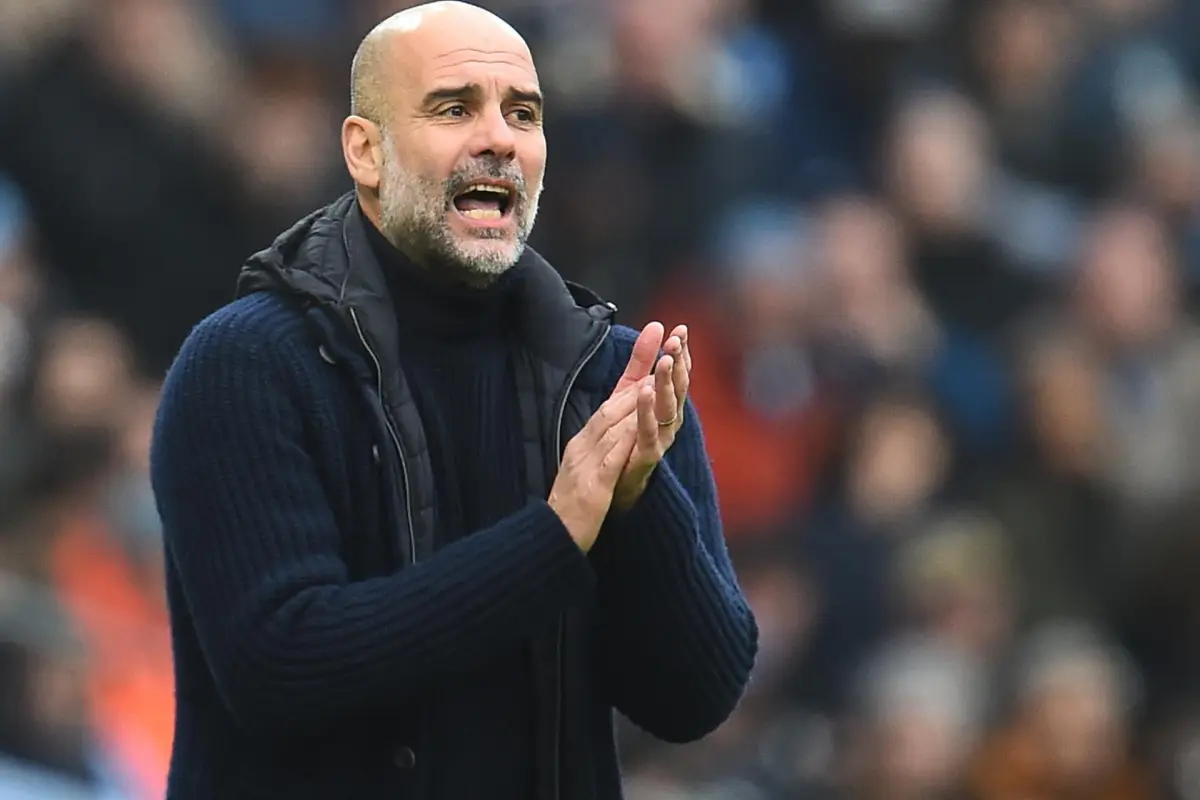 Pep Guardiola, técnico del Manchester City en el partido de Premier League ante el Everton - EFE