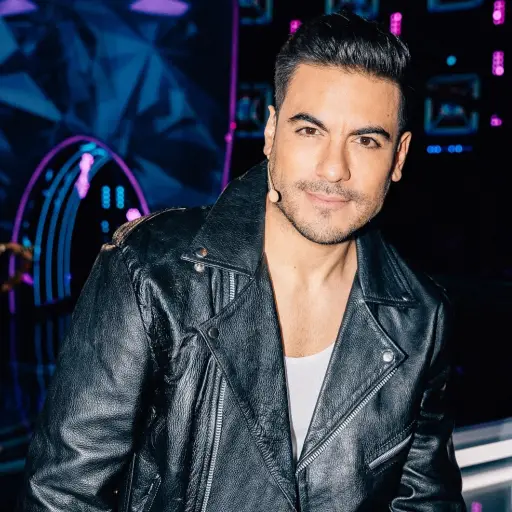 Carlos Rivera ,Redes sociales