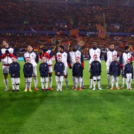 Paris Saint-Germain  ,@PSG_espanol