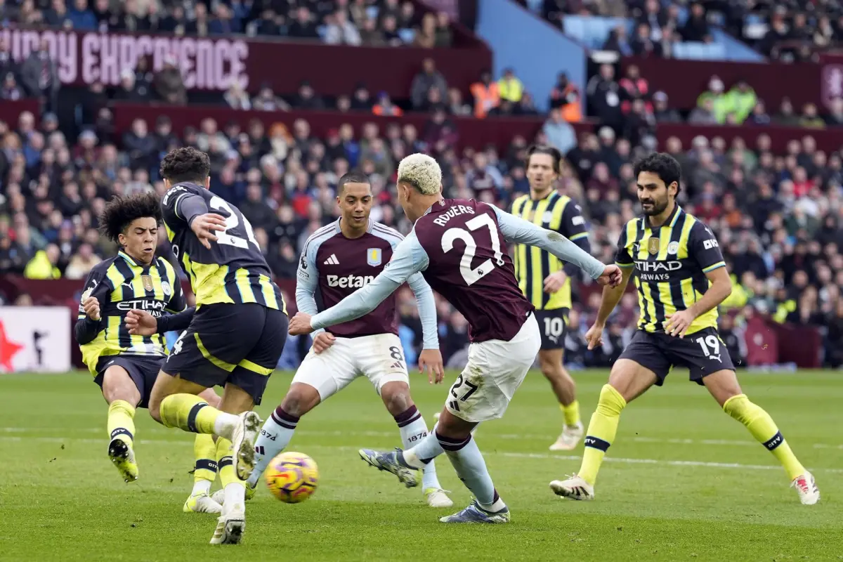 Manchester City cayó 2-1 en su visita al Aston Villa, EFE