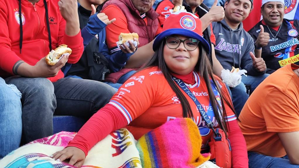 Aficionados de Xelajú MC en la final de vuelta del Torneo Apertura 2024 | Willber Colloy