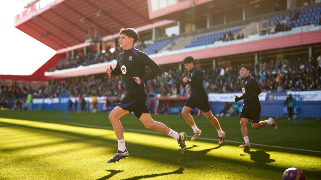 El FC Barcelona celebró este domingo el tradicional entrenamiento a puerta abierta durante las vacaciones de Navidad, una cita que ya se ha convertido en un clásico para la afición azulgrana. | FC Barcelona