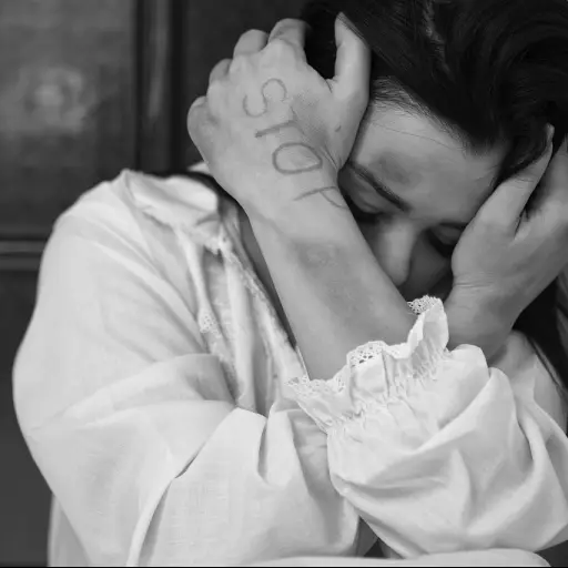 mujer, monocromo, moretón ,Pixabay