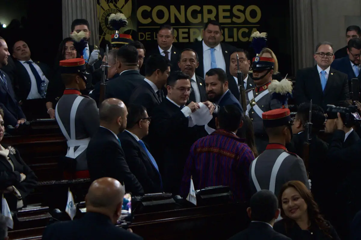 El incidente entre los diputados Chocooj y Pérez ocurrió al finalizar la sesión solemne el 14 de enero en el Congreso., Omar Solís/Emisoras Unidas