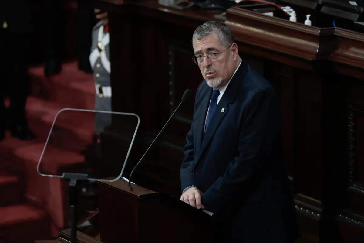 Presidente Bernardo Arévalo durante discurso en Congreso, EFE