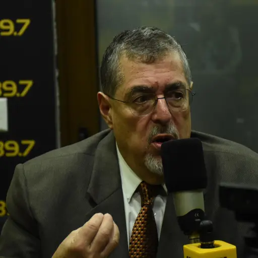 Bernardo Arévalo entrevista A Primera Hora  ,Alejandro Chet