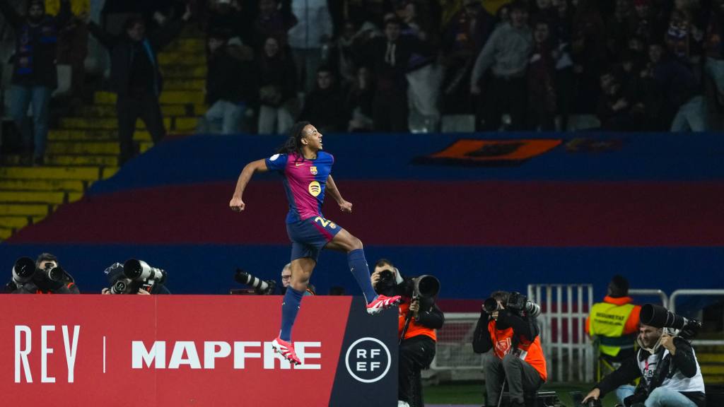 Celebración de Koundé ante el Betis | EFE