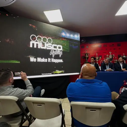 Municipal anunció la iluminación en el estadio El Trébol 