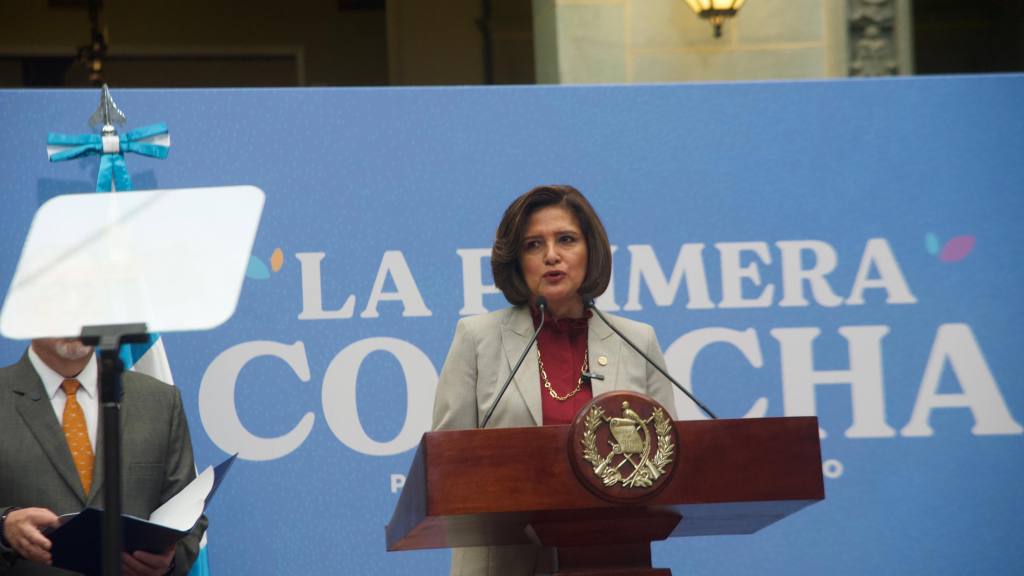 La vicepresidenta Karin Herrera enfatizó que el trabajo en equipo ha permitido avanzar en las metas del Gobierno. | Omar Solís/EU