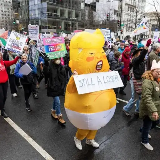 Miles protestan contra Trump a días de convertirse en presidente de EE. UU. ,EFE.