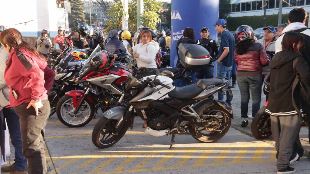 Invitan a participar en el Colazo modo Bajaj Pulsar | Álex Meoño.