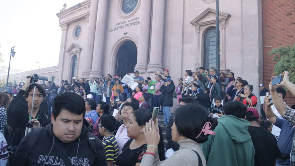 La Procesión de la Virgen de los Reyes culmina a las 0:00 horas del martes 7 de enero de 2024. | Álex Meoño.